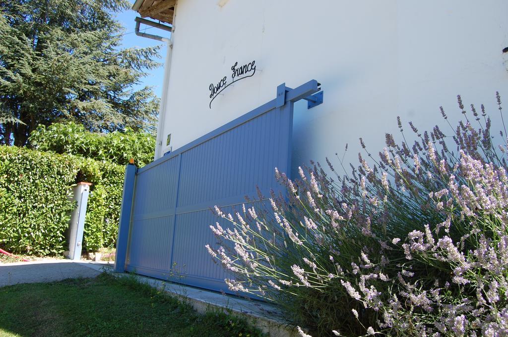 Bed and Breakfast Douce France 82 Saint-Nicolas-de-la-Grave Exteriér fotografie