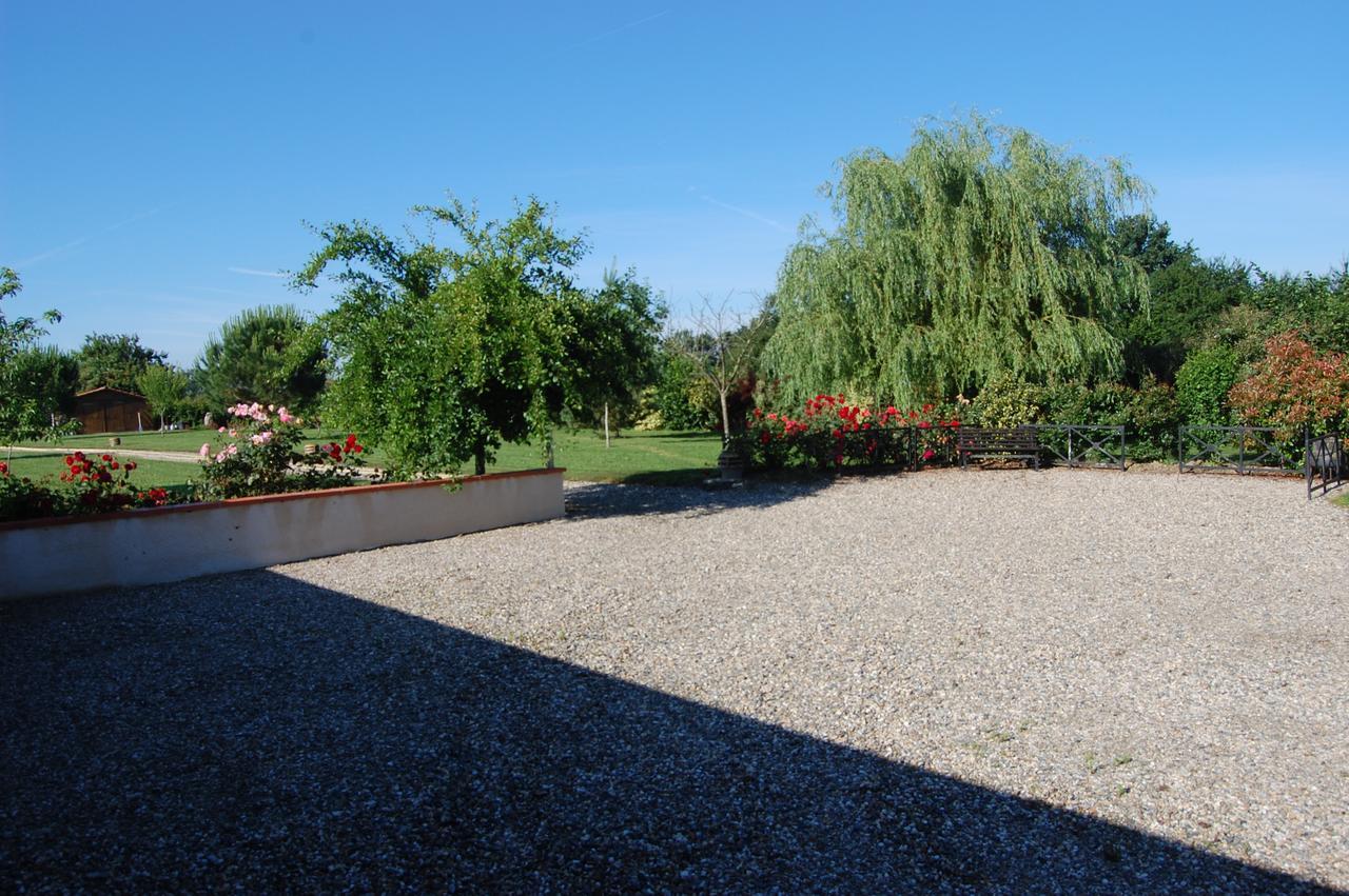 Bed and Breakfast Douce France 82 Saint-Nicolas-de-la-Grave Exteriér fotografie